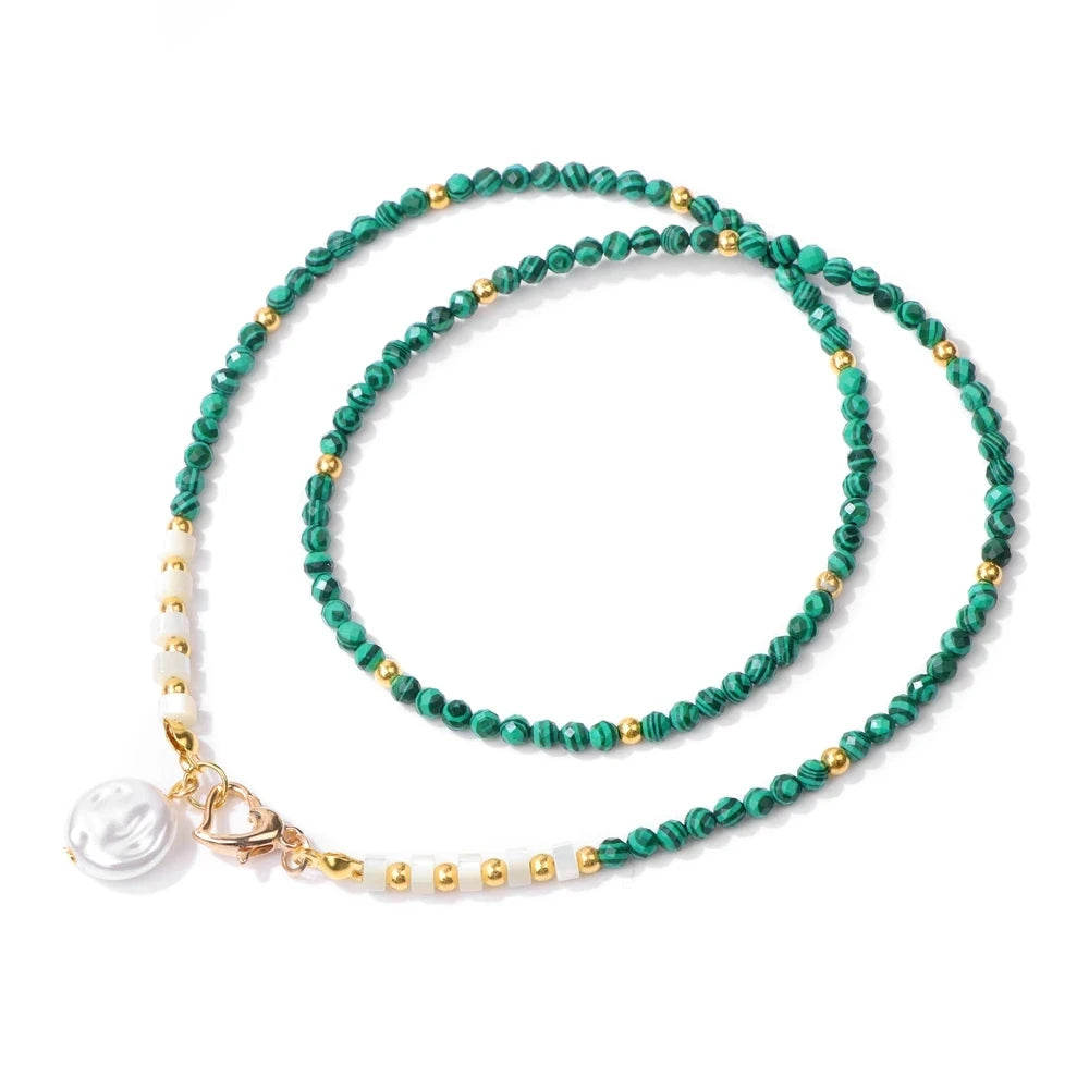 Female Pearl Pendant Necklace Natural Small Emerald Crystal Stone Necklace Gold Color Spacer Bead Heart Shape Buckle Necklace